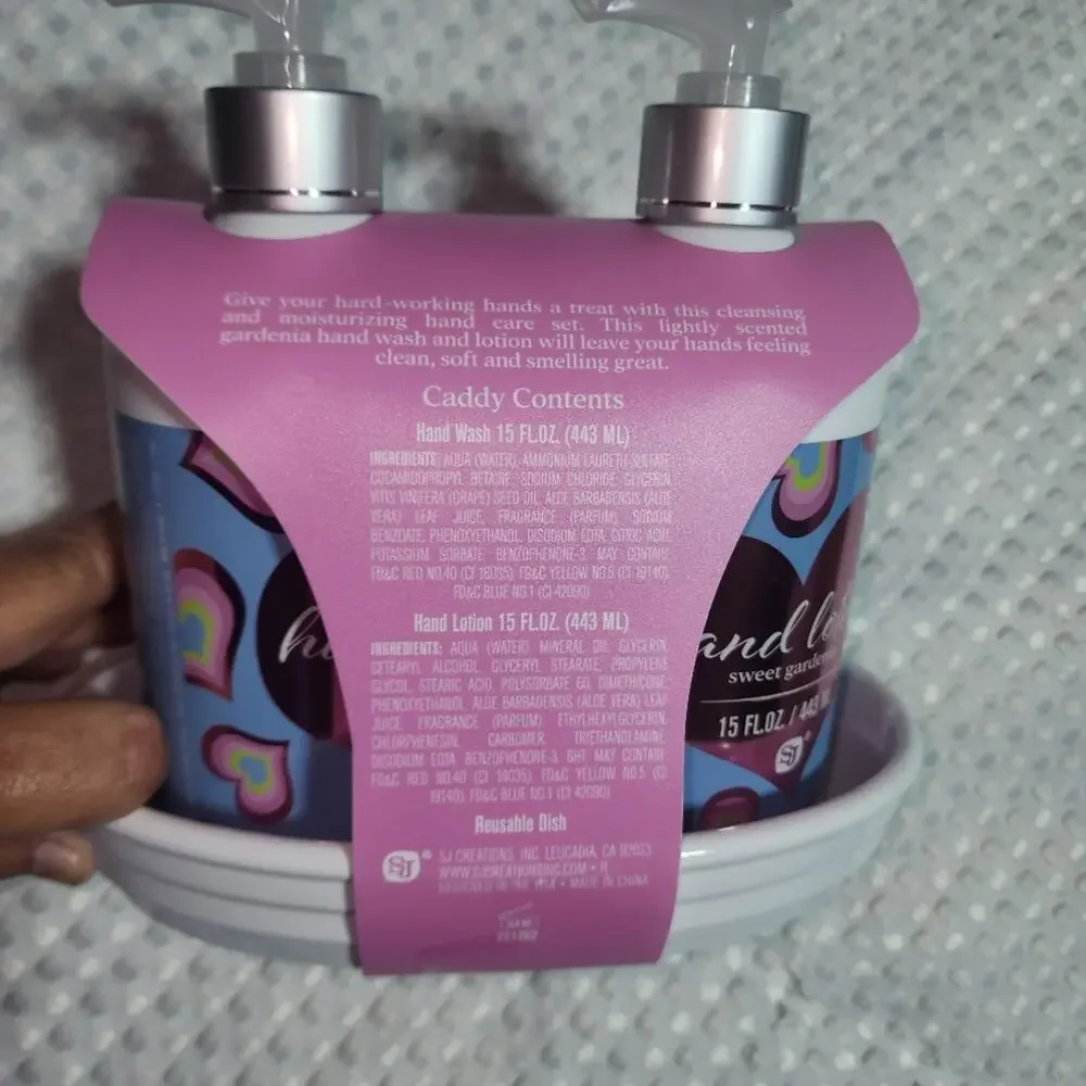 SWEET LOVE OF MINE NWT HAND SOAP PUMPS AND DISH BATHROOM SET